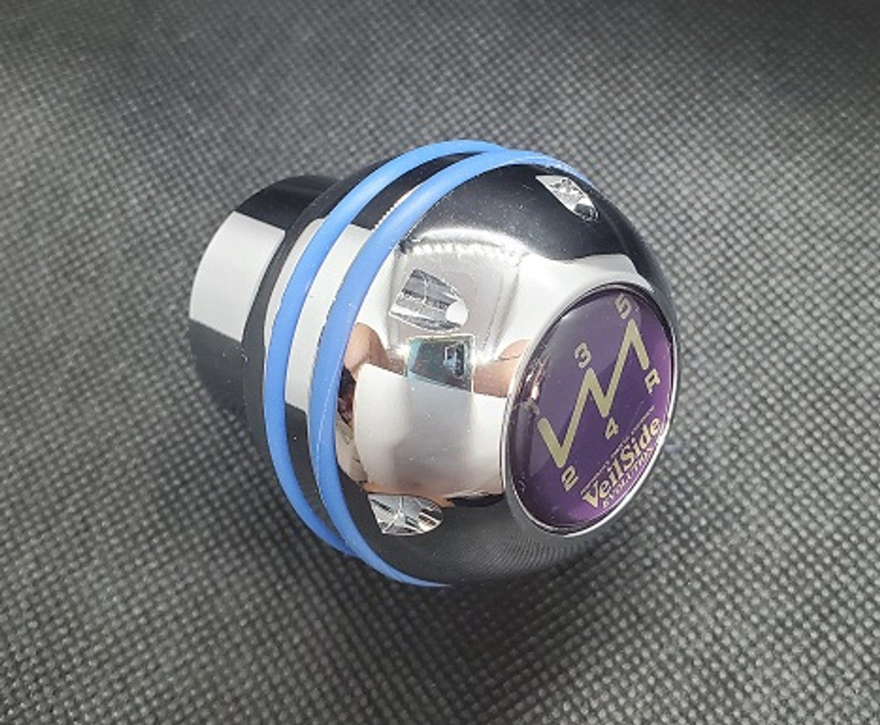 VeilSide 1993-1998 Toyota Supra/ 86/ BRZ/ FRS Shift Knob Type R II With Blue O-Ring..Material: T6061 Aluminum..Size: 2.5"/ 6.35cm tall..Made in Japan