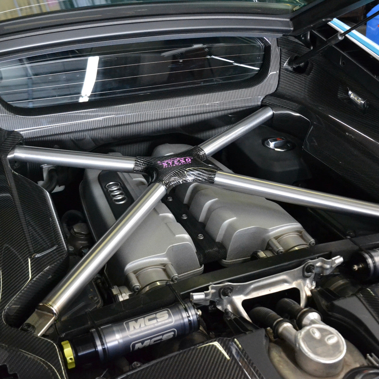 STESO Performance - Titanium X-brace for Audi R8 Gen 2 / Gen 2 Facelift RAW+Forged carbon cover (satin)
