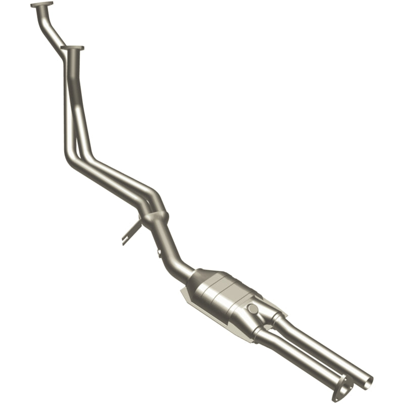MagnaFlow Direct Fit Catalytic Converter BMW 80 88