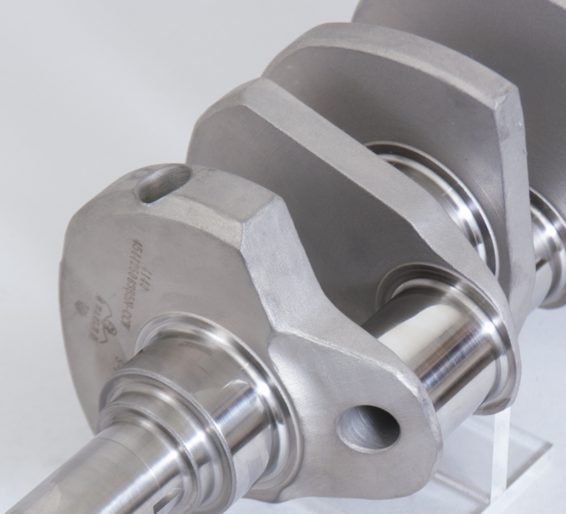 Eagle Chevrolet Big Block forged 4140 steel crankshaft with 4.250-inch stroke and internal balance, designed for high-performance engines.