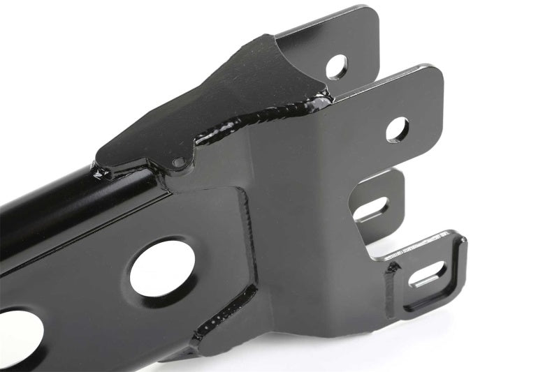 Fabtech lift kit for Ford F250, F350, F450, F550 4WD trucks showing the radius arm system with lifted suspension components.