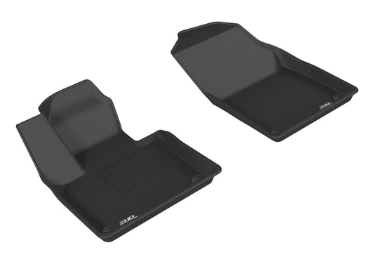 Black 3D MAXpider rubber floor mat for the 2015-2019 Volvo XC90 first row, designed to protect the vehicle's interior.