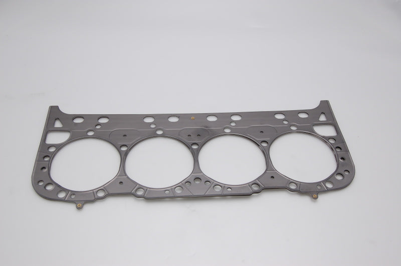 Cometic GM LT1 small block head gasket with 4.040 inch bore, .036 inch MLS design and valve pockets, for engine sealing.