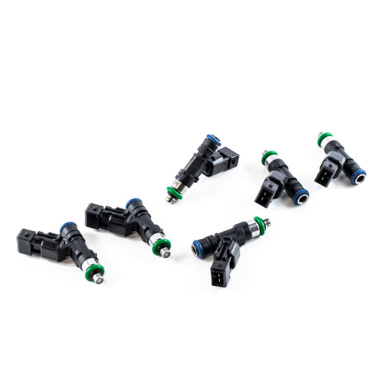 DeatschWerks fuel injector set for BMW M3, Mercedes-Benz C32 AMG V6, 550cc, 6-cylinder fuel injectors installed in engine.