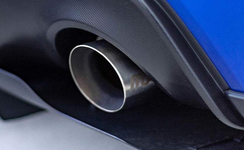 MagnaFlow cat back exhaust system with dual polished tips for 2015 Ford Mustang V6 3.7L, featuring 2.5-inch stainless steel pipes.