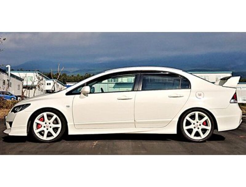 HKS HIPERMAX S FD2 coilover suspension kit with adjustable shocks and springs for enhanced ride performance.
