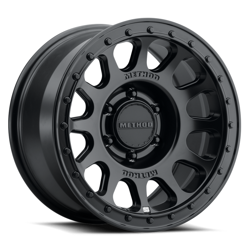 Method MR709 HD Bead Grip 18x9 inch black cast wheel with ET12 offset, 6x5.5 bolt pattern, and 106.25mm bore.