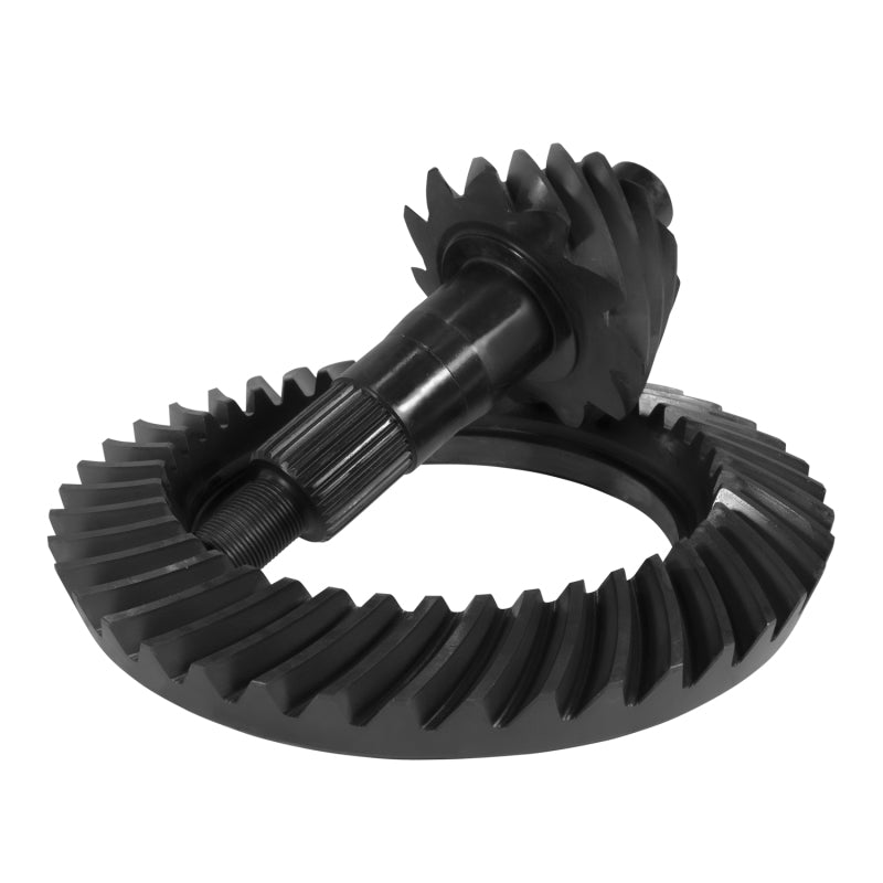 Yukon Gear rear pinion install kit for 10.5-inch GM 14 bolt with 4.11 gear ratio, includes ring and pinion components.