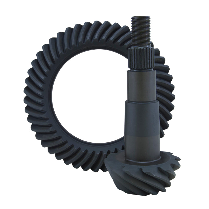Yukon Gear & Axle USA Standard ring and pinion gear set for Chrysler 8-inch final drive, 3.90 ratio, with gear teeth visible.