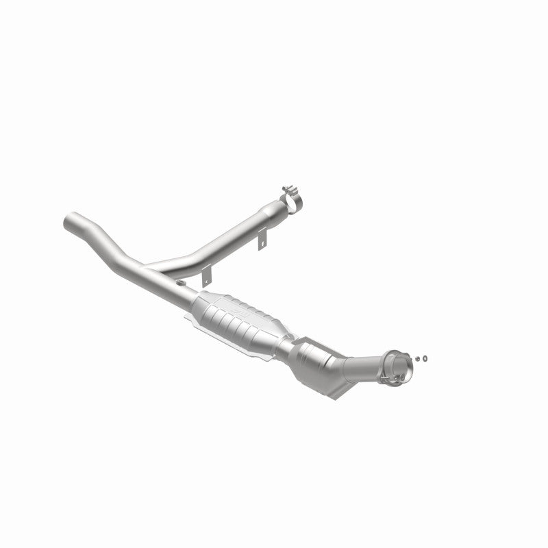 MagnaFlow Direct Fit Catalytic Converter 97-98 F150/F250 4.2L 2Wd Pa