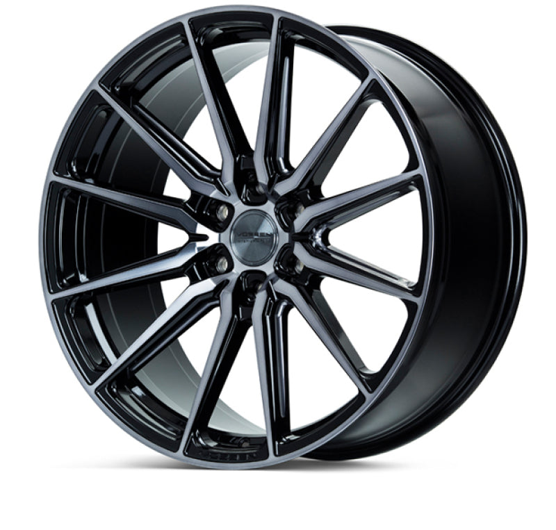Vossen HF6-1 forged wheel, 22x9.5 inches, deep face, tinted gloss black finish with 6x135 bolt pattern and ET20 offset.
