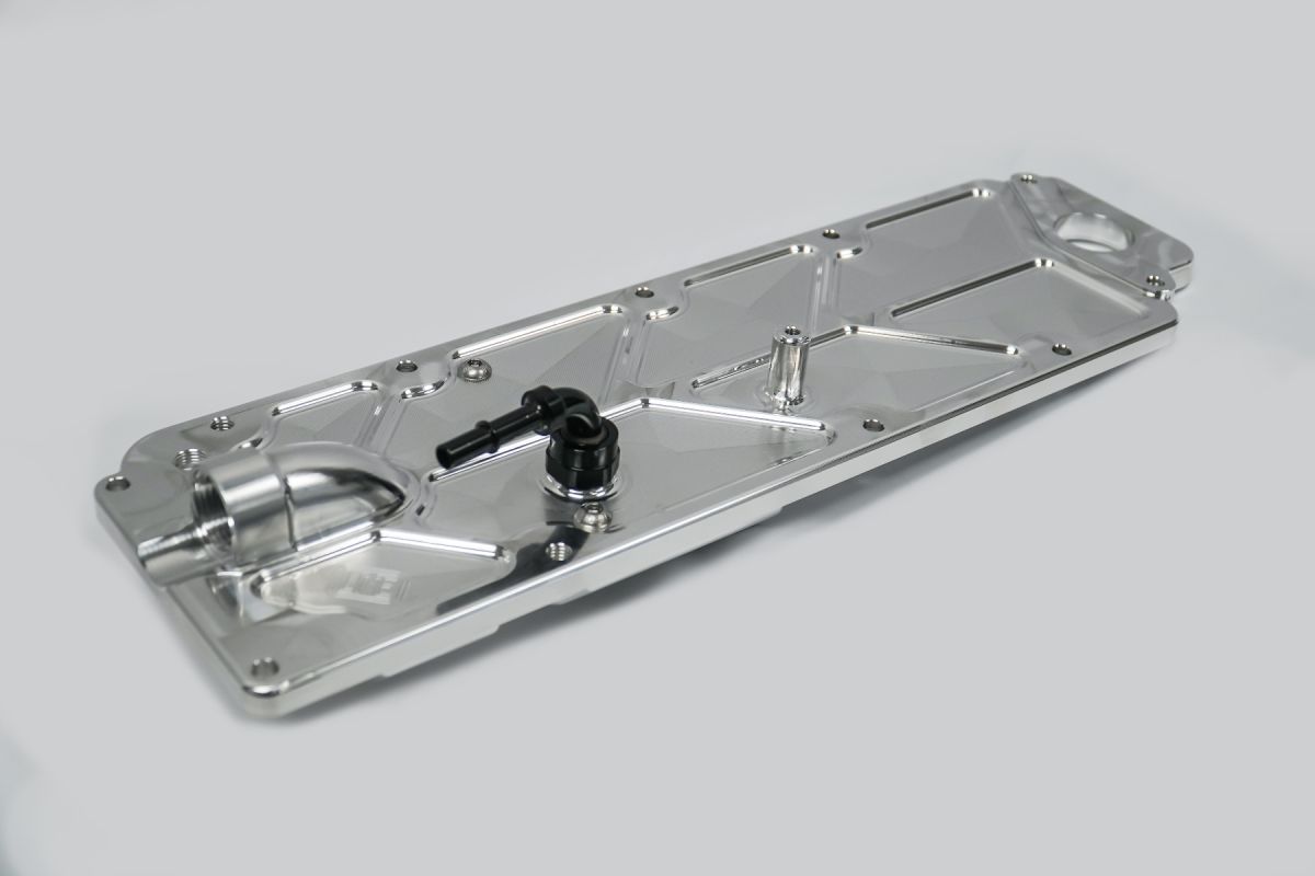 C8 LT2 BAFFLED BILLET VALLEY COVER