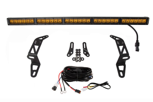 Diode Dynamics Jeep JL Wrangler/Gladiator SS30 bumper bracket kit with amber driving light, mounted on the front bumper.