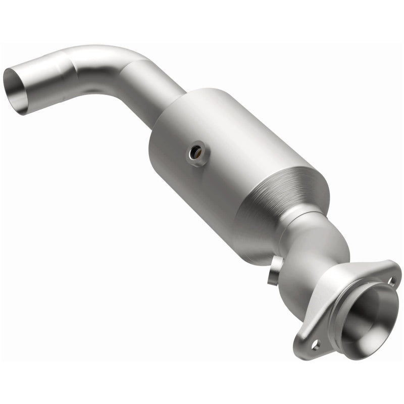 MagnaFlow catalytic converter for 2018-2021 Ford Expedition 3.5L, underbody direct fit replacement, shown in the image.