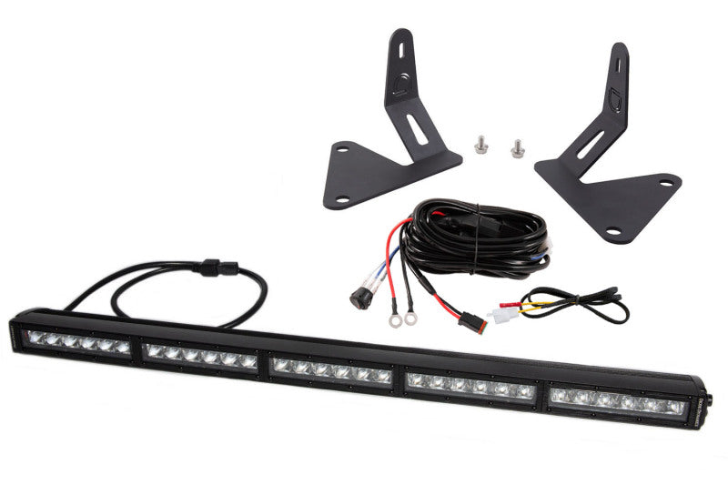 Diode Dynamics 15-Pres Colorado/Canyon SS30 Stealth Lightbar Kit with amber and white combo lights on a vehicle.