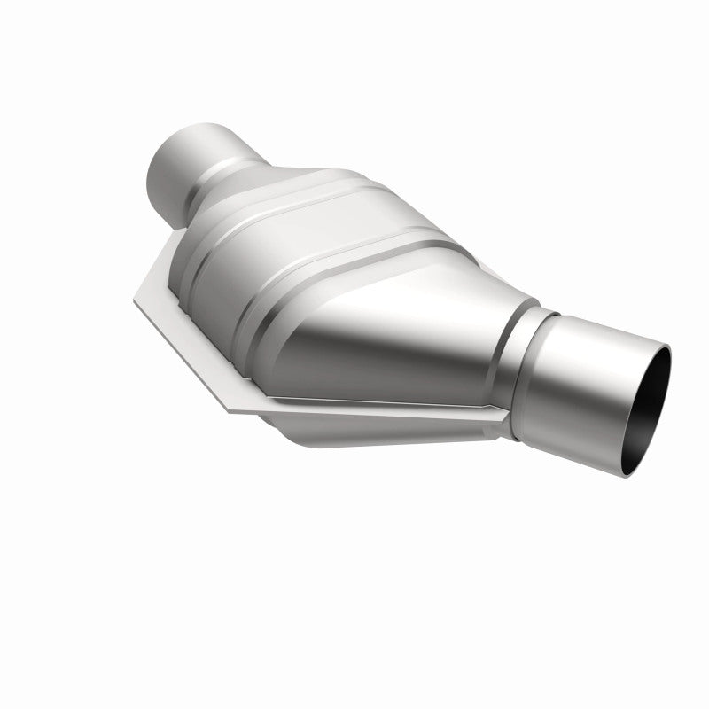 MagnaFlow Universal Catalytic Converter 2in Inlet/Outlet Angled Offset/Center Oval (California)