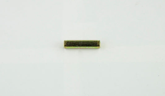 Wilwood pin pedal clevis with 0.375-inch diameter and 1.36-inch grip length for clutch lever, designed for automotive pedals.