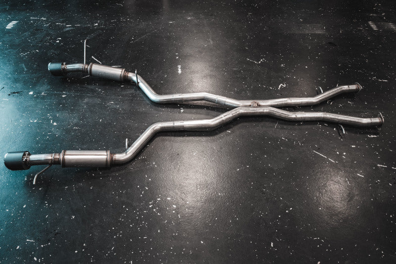 MBRP 18-23 Dodge Durango SRT 6.4L Armor Pro T304 SS 3-inch cat back exhaust with dual rear exit and carbon fiber tips.
