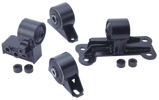 Cusco OEM shape engine mount set for Toyota Corolla AE86, featuring multiple engine mounts with metal and rubber components.