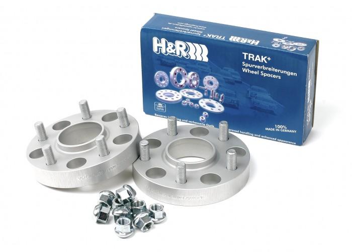 H&R Trak+ 15mm wheel spacer adaptor bolt with 5x114.3 bolt pattern and 67.1 center bore on a vehicle wheel.