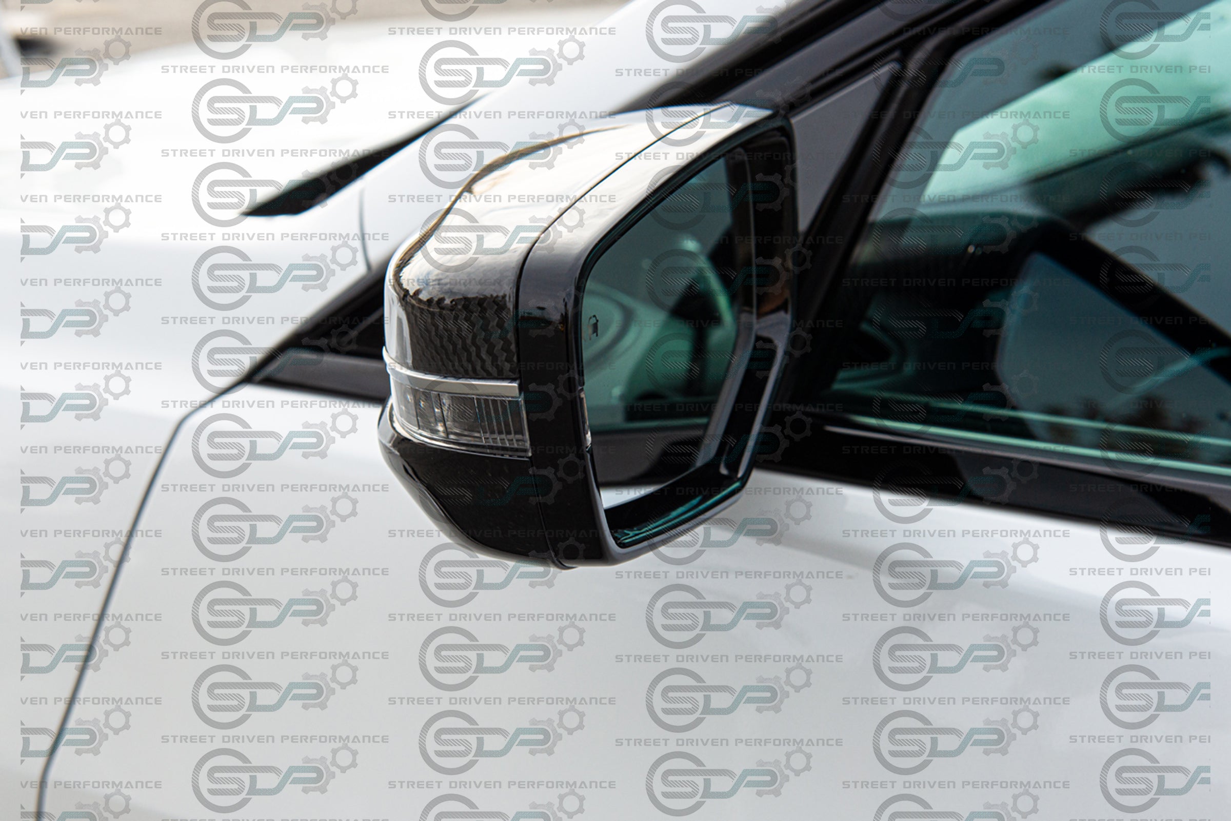 2016-2019 Cadillac ATS-V Coupe | Carbon Fiber Side Mirror Cap Replacement