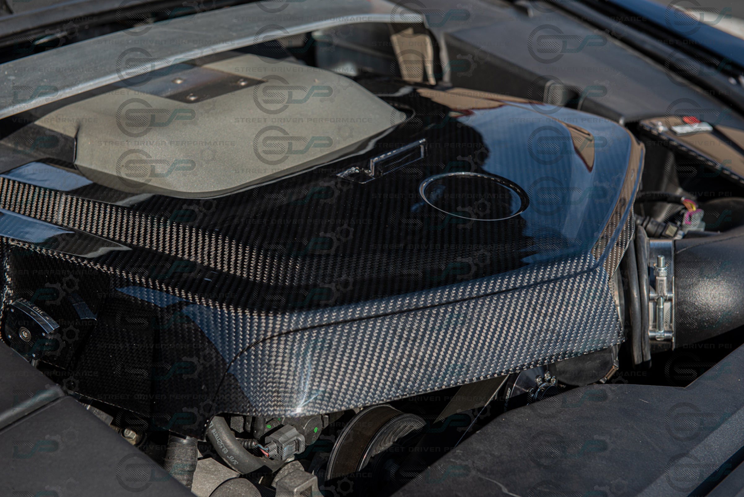 2009-2015 Cadillac CTS-V V2 - Carbon Fiber Engine Cover for Chevrolet LSx LSA Supercharged engines using a CTS-V Lid