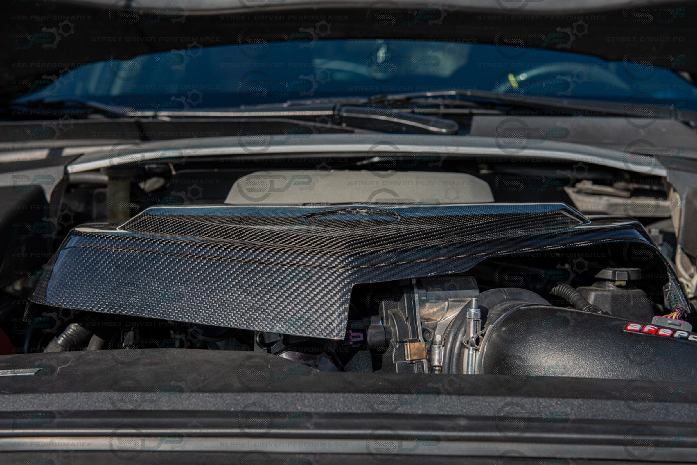 2009-2015 Cadillac CTS-V V2 - Carbon Fiber Engine Cover for Chevrolet LSx LSA Supercharged engines using a CTS-V Lid