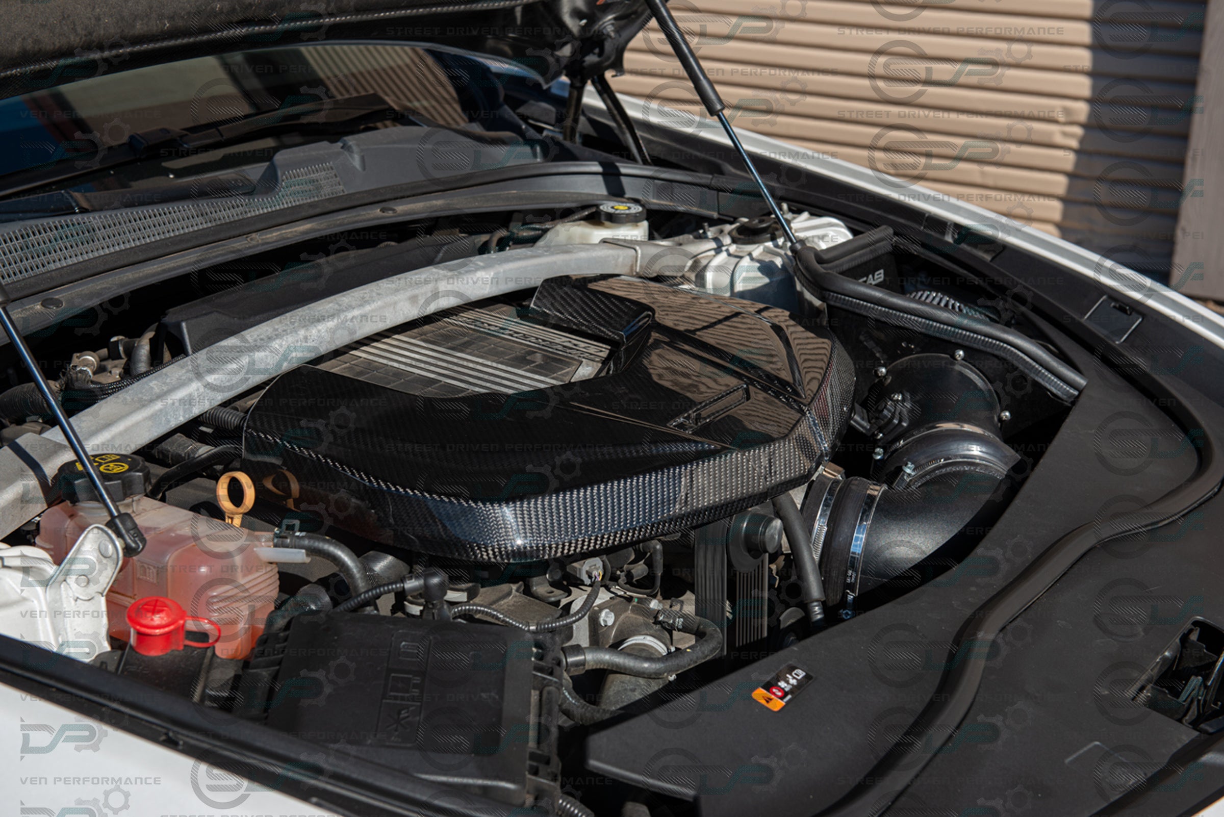 2016-2019 Cadillac CTS-V V3 - Carbon Fiber Engine Cover for Chevrolet LTx LT4 Supercharged engines