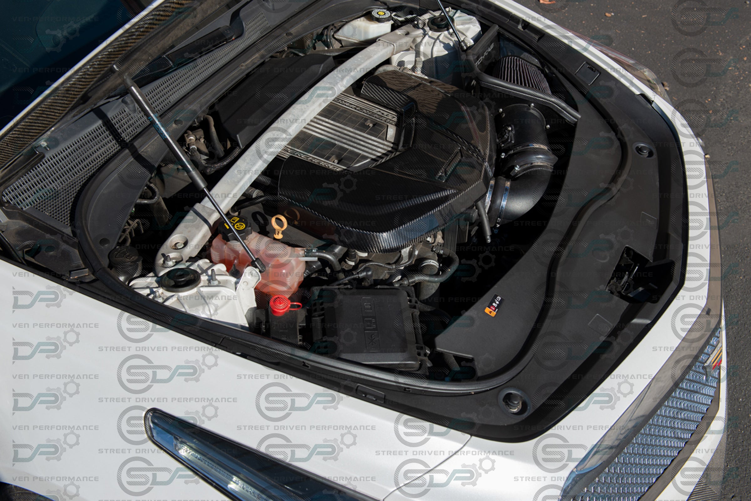 2016-2019 Cadillac CTS-V V3 - Carbon Fiber Engine Cover for Chevrolet LTx LT4 Supercharged engines